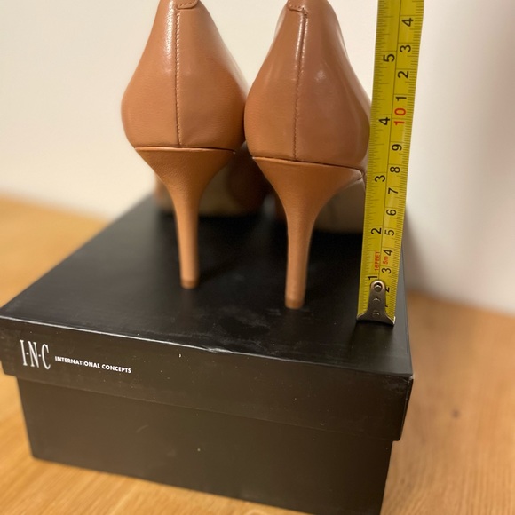INC International concepts women’s pumps - Picture 3 of 6